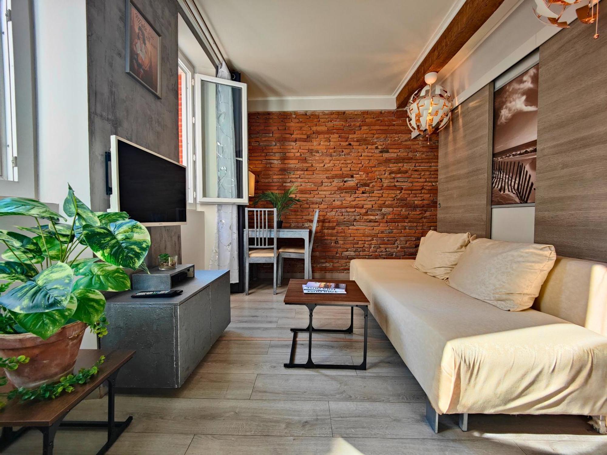 Cocoon'Inn Daurade Toulouse Exterior foto